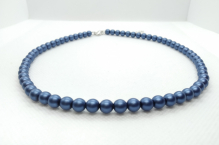 Perlový náhrdelník tm. modrá mat